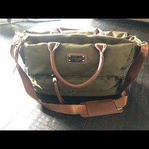 Adrienne Vittadini Horizontal Quilted Travel Bag